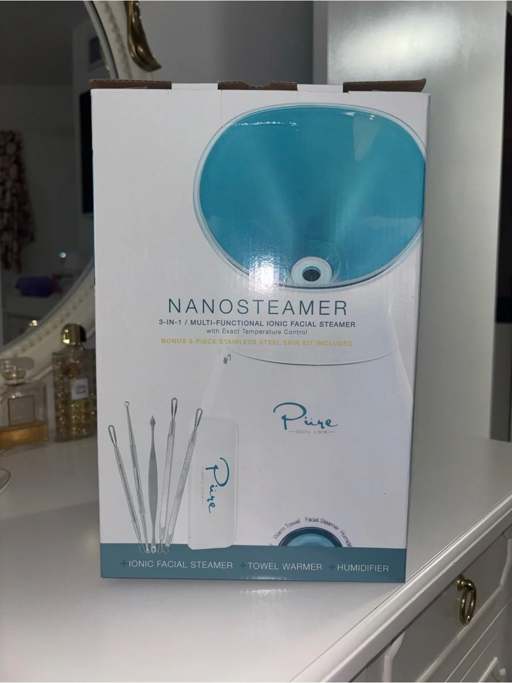 New Pure Nanosteamer 3-in-1 Ionic Facial Steamer in White/Teal with Skin Kit